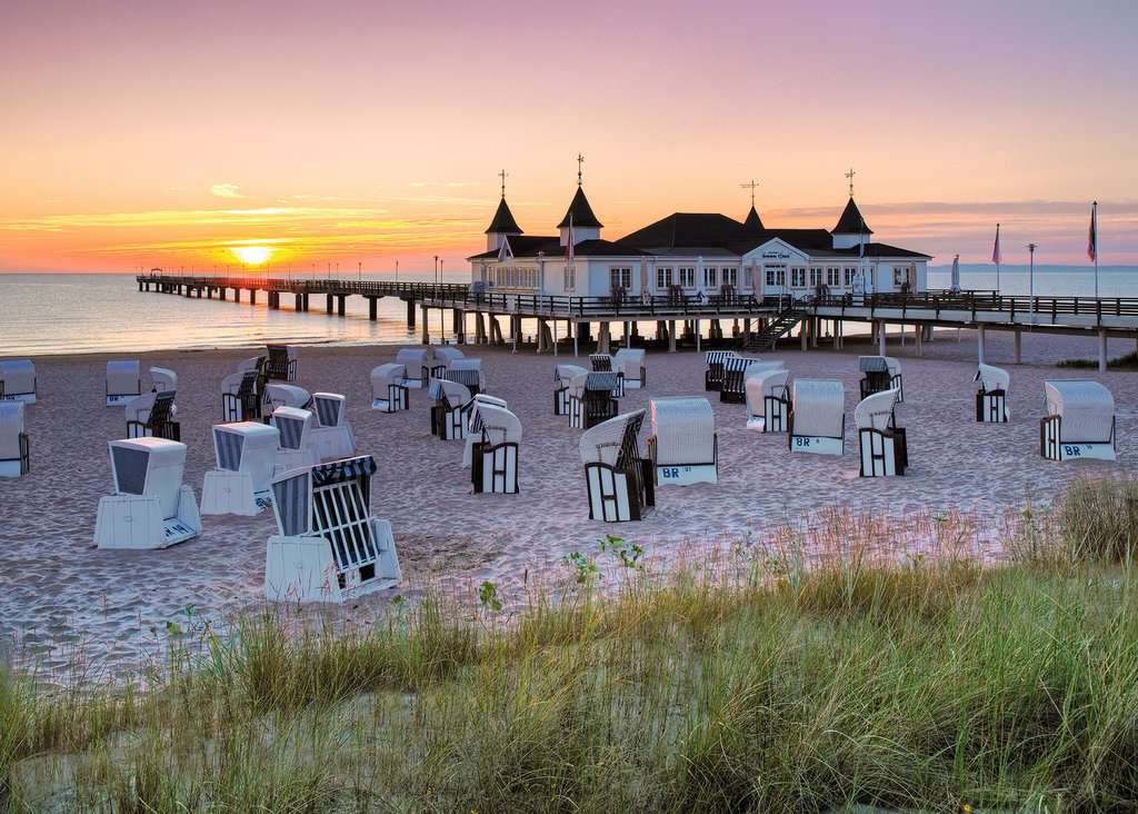 Ravensburger Puzzle 12000644 - Ostseebad Ahlbeck, Usedom - 1000 Teile Puzzle für Erwachsene und Kinder ab 14 Jahren, Puzzle mit Strand-Motiv