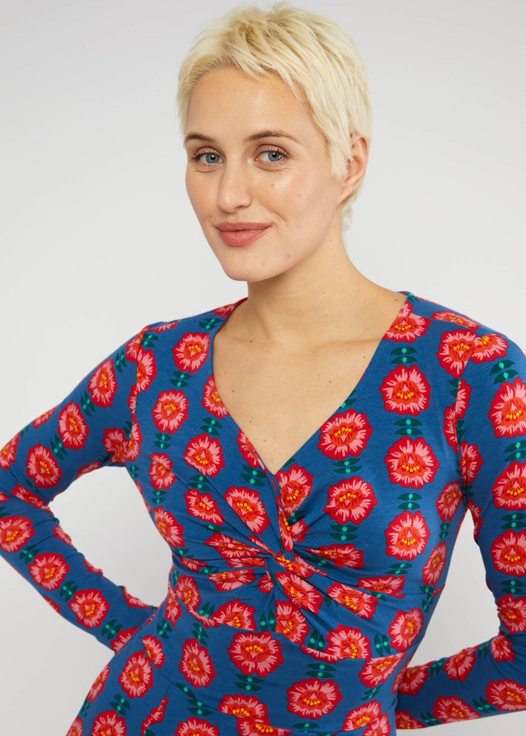 Hot Knot sweet flaming flower