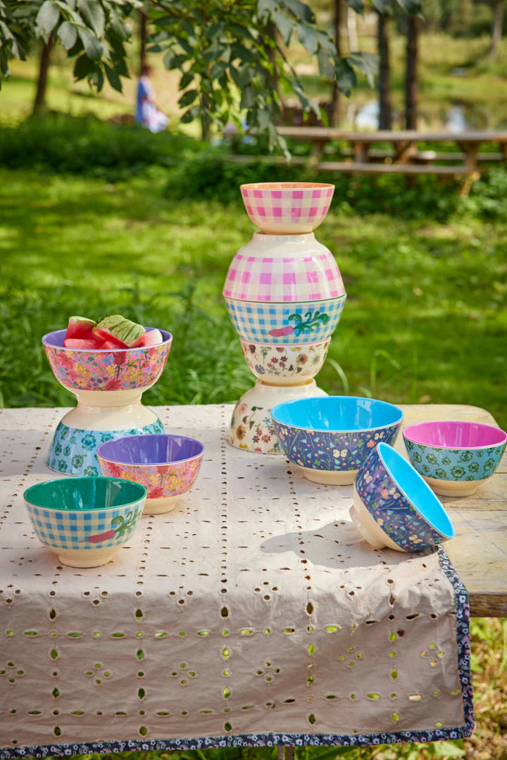 Melamine Bowl with Ravishing Radish Print - Medium - 700 ml