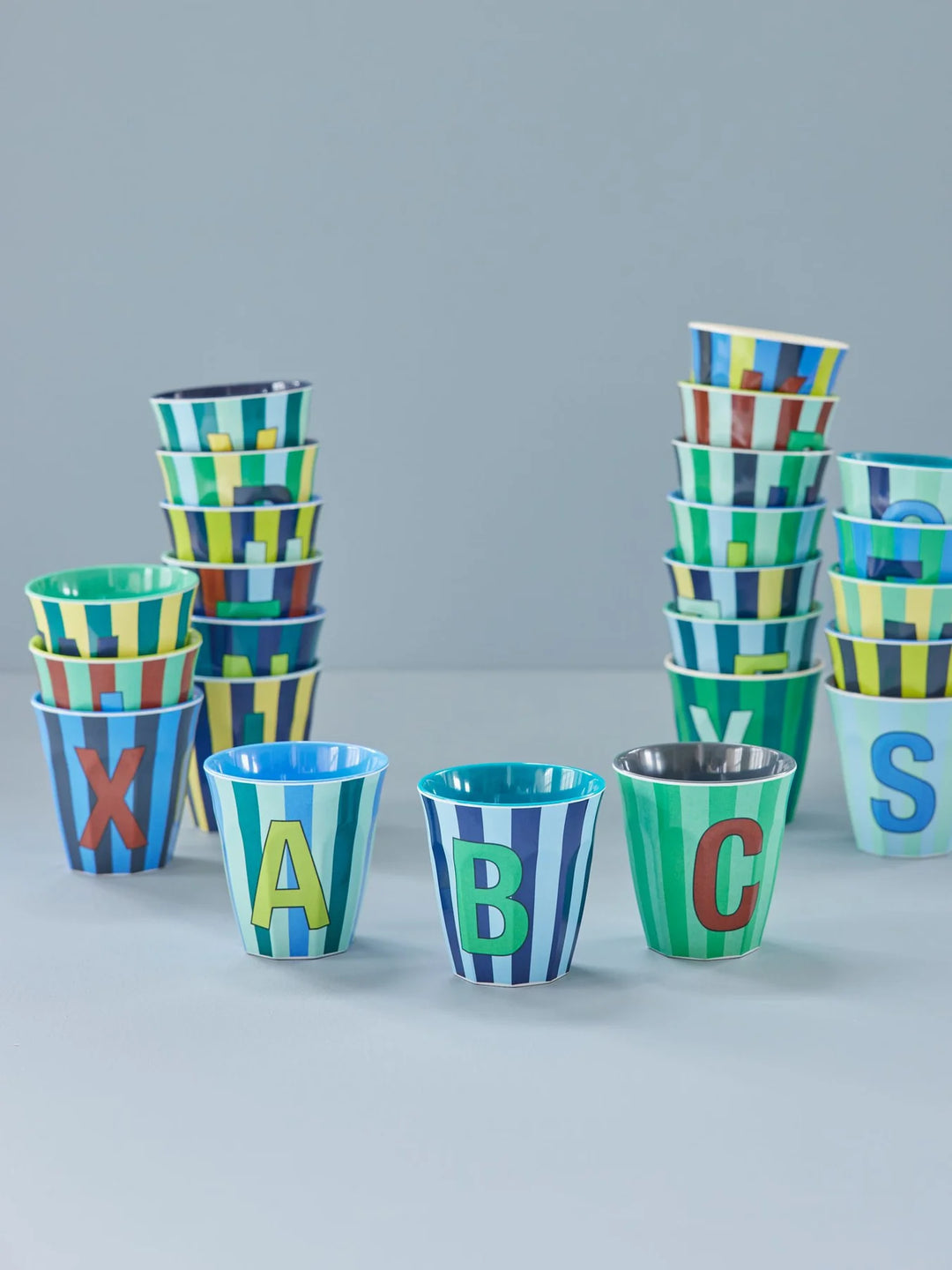 Melamine Cup with the Letter Y - Stripes Hell Grün, Dunkel Grün - Medium - 250 ml