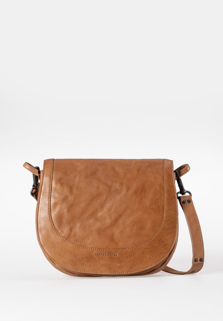 Mrs. Cheesecake saddle bag caramel