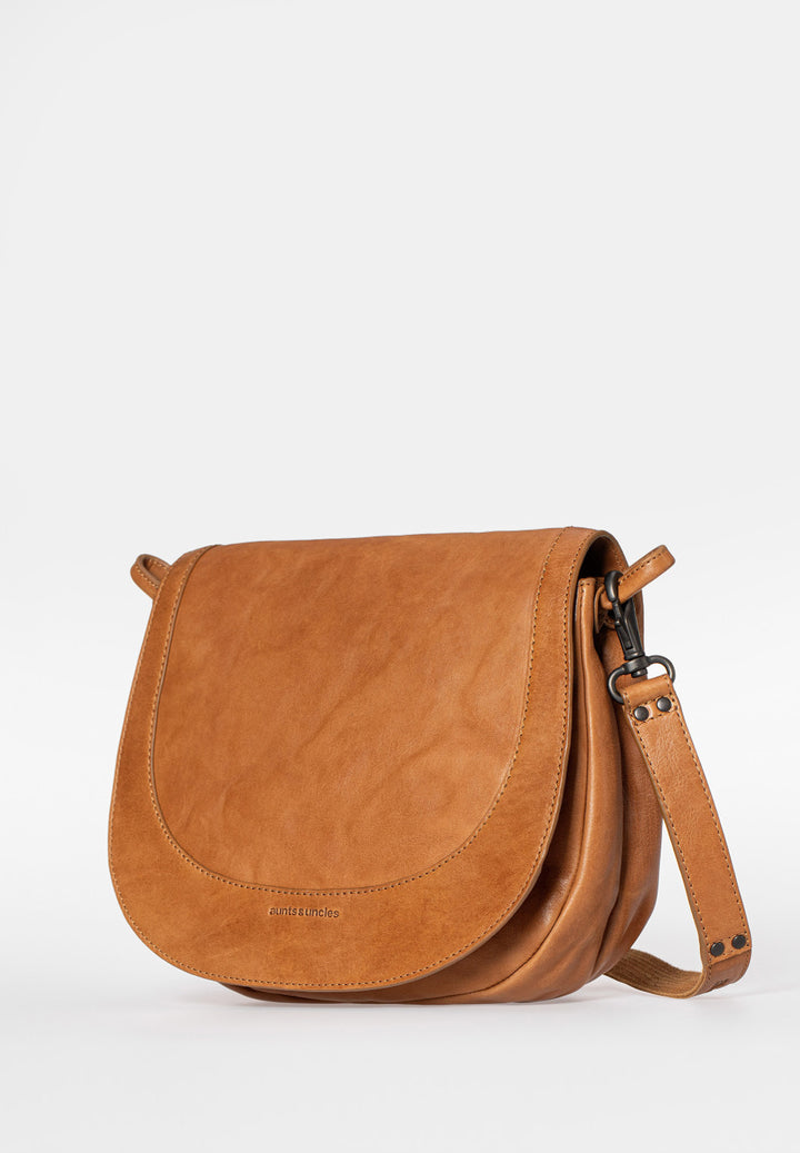 Mrs. Cheesecake saddle bag caramel